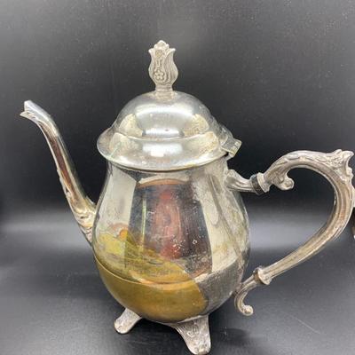 Vintage Silver Plated Tea Set with F. B. Rogers Pot, creamer, sugar and tray - See pics