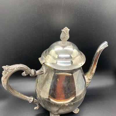 Vintage Silver Plated Tea Set with F. B. Rogers Pot, creamer, sugar and tray - See pics
