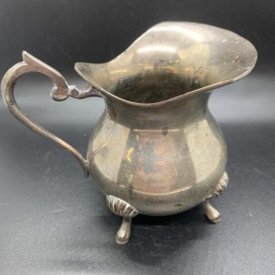 Vintage Silver Plated Tea Set with F. B. Rogers Pot, creamer, sugar and tray - See pics