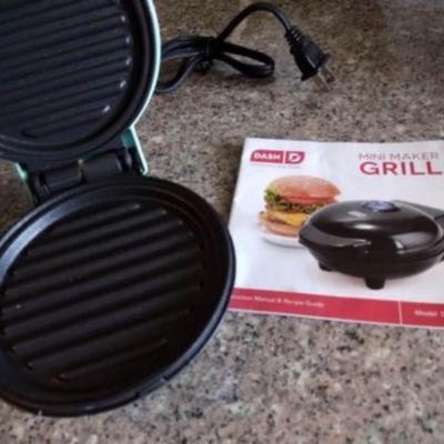 Dash 5 x 5 Mini Grill