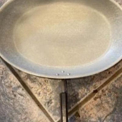 Vintage T-Fal. Oval Aluminum Fish Frying Pan