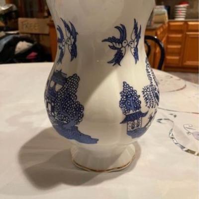 Large Cardew Blue Willow Pitcher