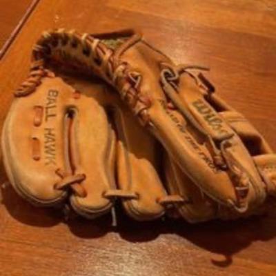YOUTH Wilson Buddy Bell Leather Grip Tight Pocket Baseball Glove A2384 Hawk Snap