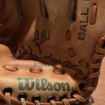 YOUTH Wilson Buddy Bell Leather Grip Tight Pocket Baseball Glove A2384 Hawk Snap