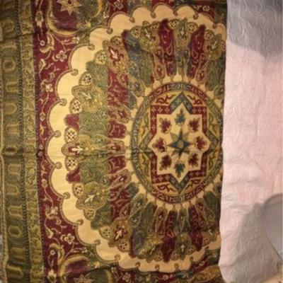Mid Century Table Linen