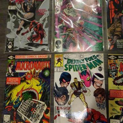 LOT 93 COMIC BOOKS