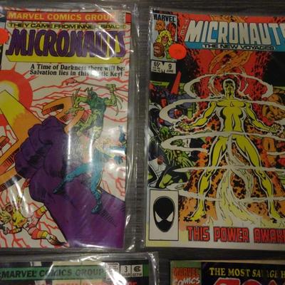 LOT 98. COMIC BOOKS