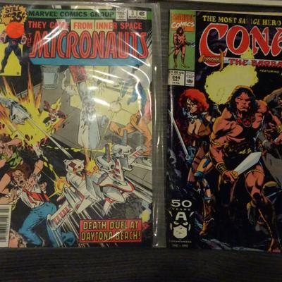 LOT 98. COMIC BOOKS