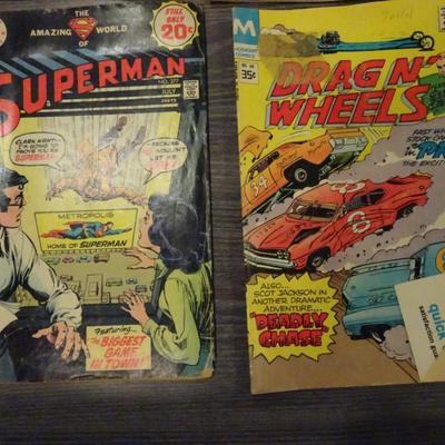 LOT 101. COMIC BOOKS