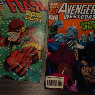 LOT 105.  COMIC BOOKS