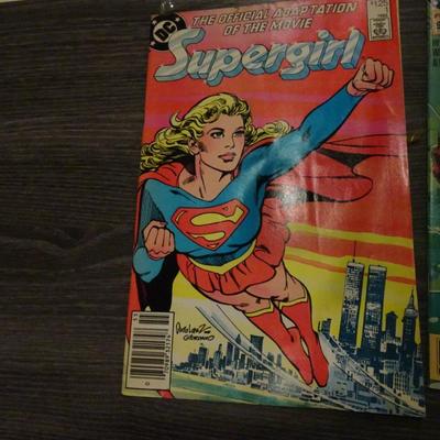 LOT 105.  COMIC BOOKS