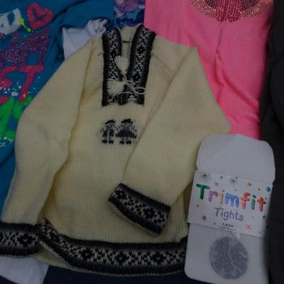 LOT 122. KIDS CLOTHING