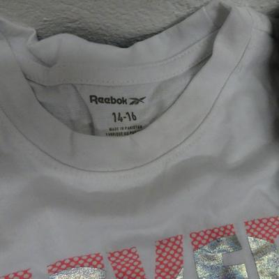 LOT 122. KIDS CLOTHING