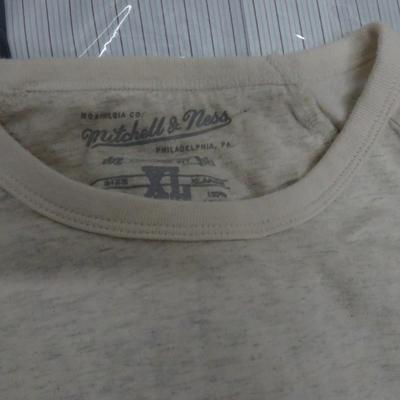 LOT 123  MENS CLOTHING AND SHOES