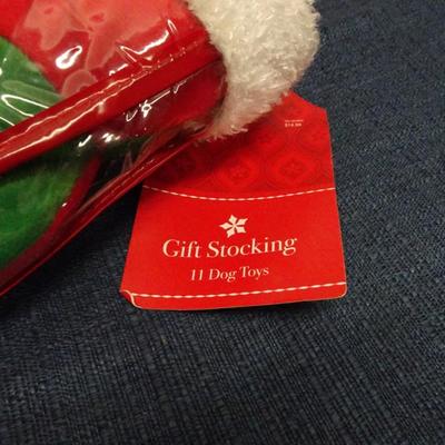 LOT 124. PLUSH TOYS AND DOG TOYS STOCKING