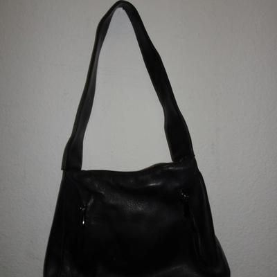 LOT 127. THREE PURSES
