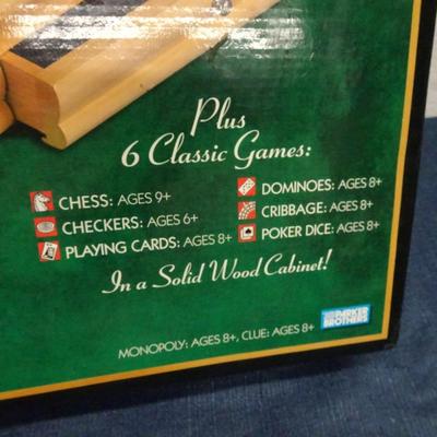 LOT 133. SPECIAL EDITION MONOPOLY AND CLUE GAME