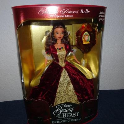 LOT 134. BEAUTY AND THE BEAST BARBIE