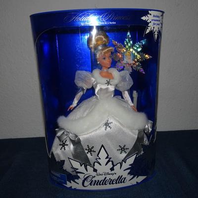 LOT 136. CINDERELLA BARBIE