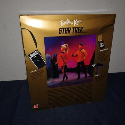 LOT 137. STAR TREK BARBIE