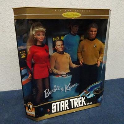 LOT 137. STAR TREK BARBIE