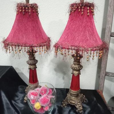 LOT 83  TWO MATCHING TABLE LAMPS AND A BOWL OF FAUX FRUIT