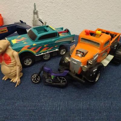 LOT 145. VINTAGE TOYS