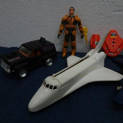 LOT 145. VINTAGE TOYS