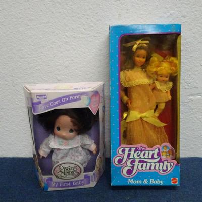 LOT 148. PRECIOUS MOMENTS AND HEART FAMILY DOLL