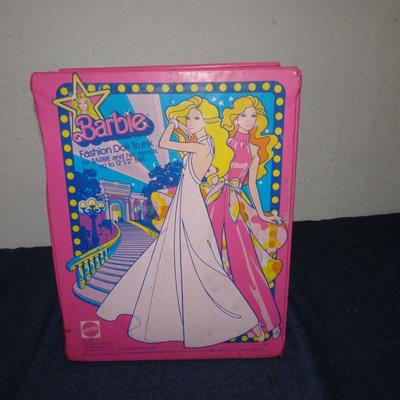 LOT 152. BARBIE  WITH CARRYING CASE AND ALF HAND PUPPETS