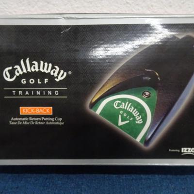 LOT 157. BOX OF CALLAWAY GOLF BALLS AND PUTTING RETURN MACHINE