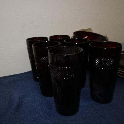 LOT 170. RED GLASS AND DISH SET