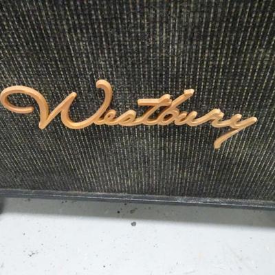 LOT 177. WESTBURY MODEL 1000 AMP
