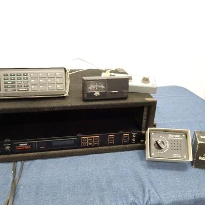 LOT 178. YAMAHA GEP50 GUITAR EFFECTS PROCESSOR