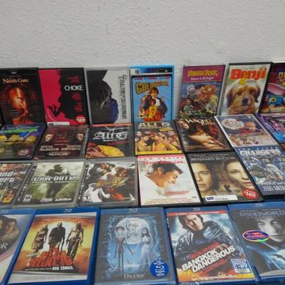 LOT 180. COLLECTION OF DVDS AND BLU RAY MOVIES