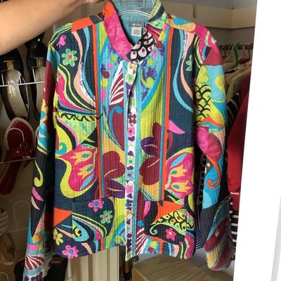 1330 Lot of Ladies Short and Long Sleeve Designer Blouses