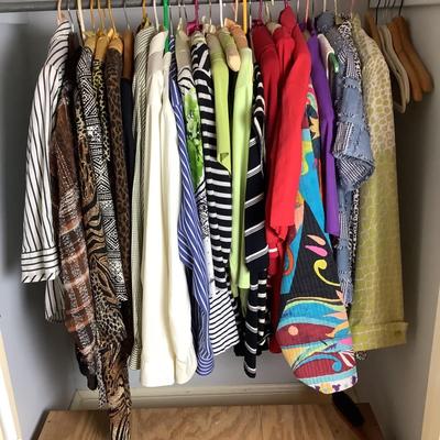 1330 Lot of Ladies Short and Long Sleeve Designer Blouses