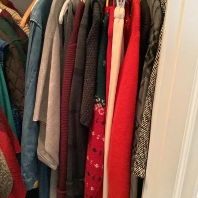 1336 Lot of Winter Sweaters, and Turtlenecks