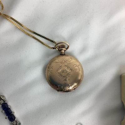 1346 Lot of Vintage Gold Filled Jewelry