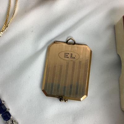 1346 Lot of Vintage Gold Filled Jewelry