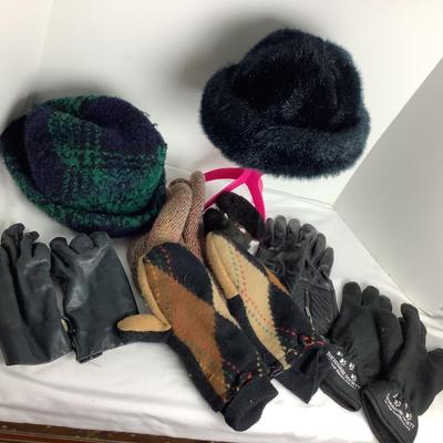 1347 Lot of Hats and Gloves
