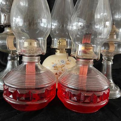 Vintage Oil Lamps. (GR-JM)