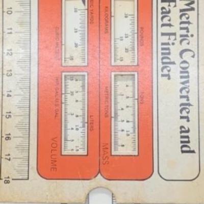 AP - Associated Press Vintage Metric Converter and Fact Finder 8â€ long x 4â€ deep approx