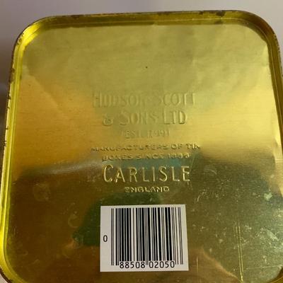 Vintage 1983 Johnny Walker Red Holiday Tin Empty 12" x 5â€ x 5â€ approx