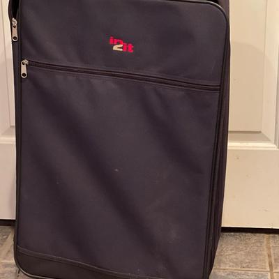 New In2it Carry On Luggage with Handles and Wheels