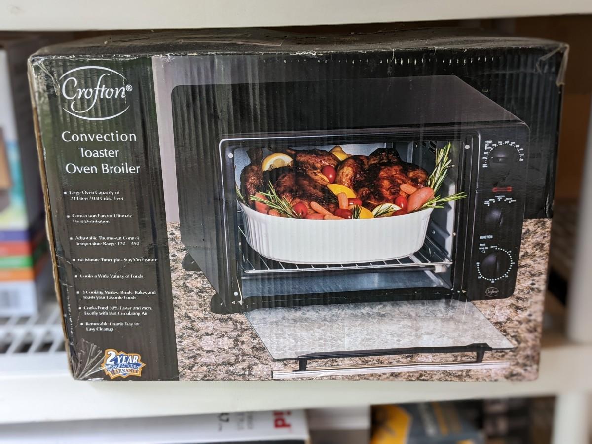 NIB Crofton Convection Toaster Oven
