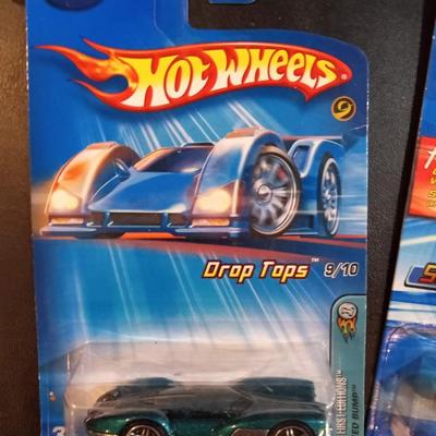 LOT 90  FIVE HOT WHEELS 2005 FIRST EDITION