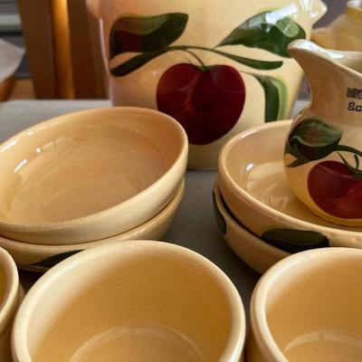 Watt apple dish pattern