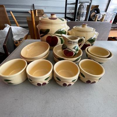 Watt apple dish pattern