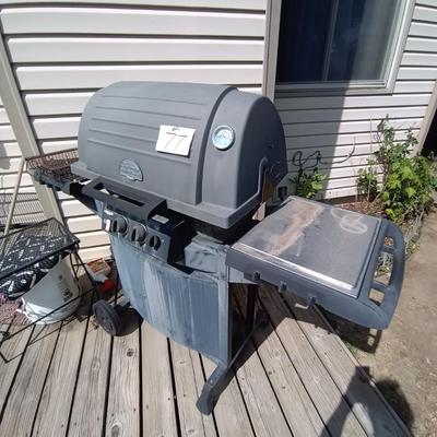 LOT 77 PROPANE GRILL
